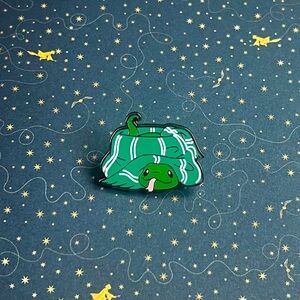 Harry Potter Slytherin Snake With House Scarf Enamel Pin
